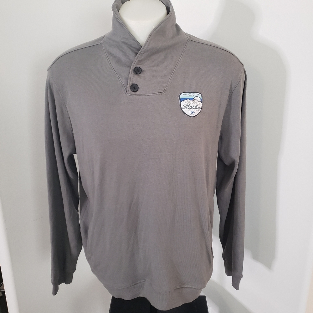 Disney Cruise Line Men's Pullover Sweater Alaska 2020 Size Large